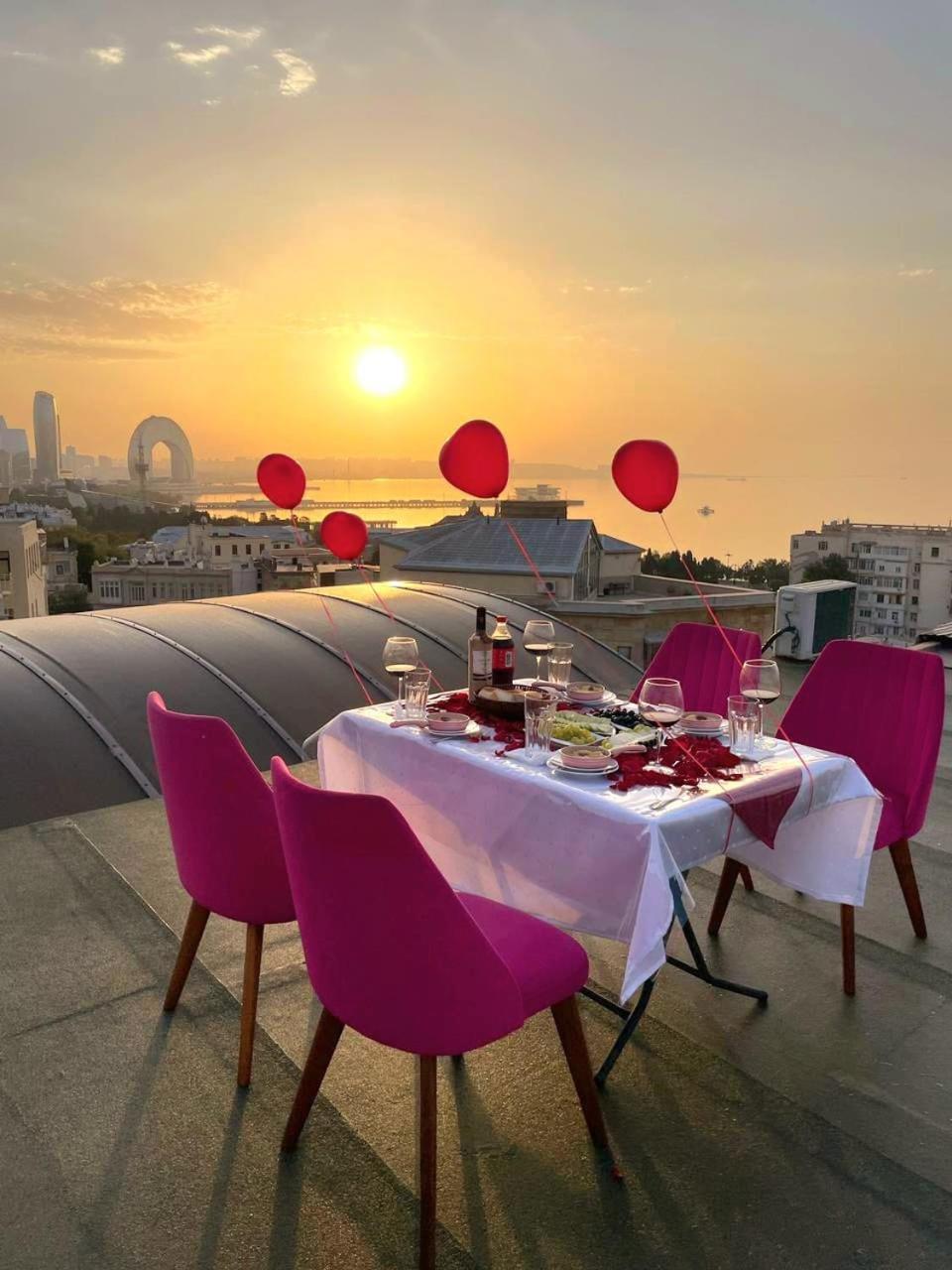 Avi Hotel Баку Екстериор снимка