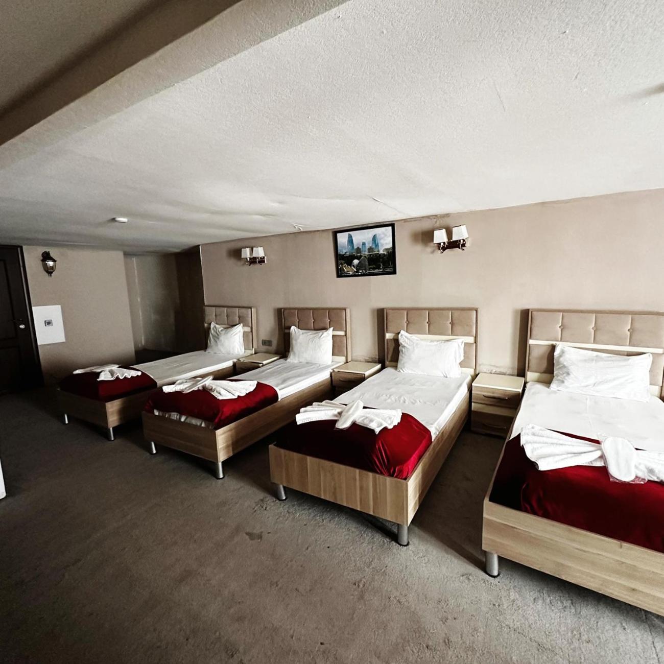 Avi Hotel Баку Екстериор снимка