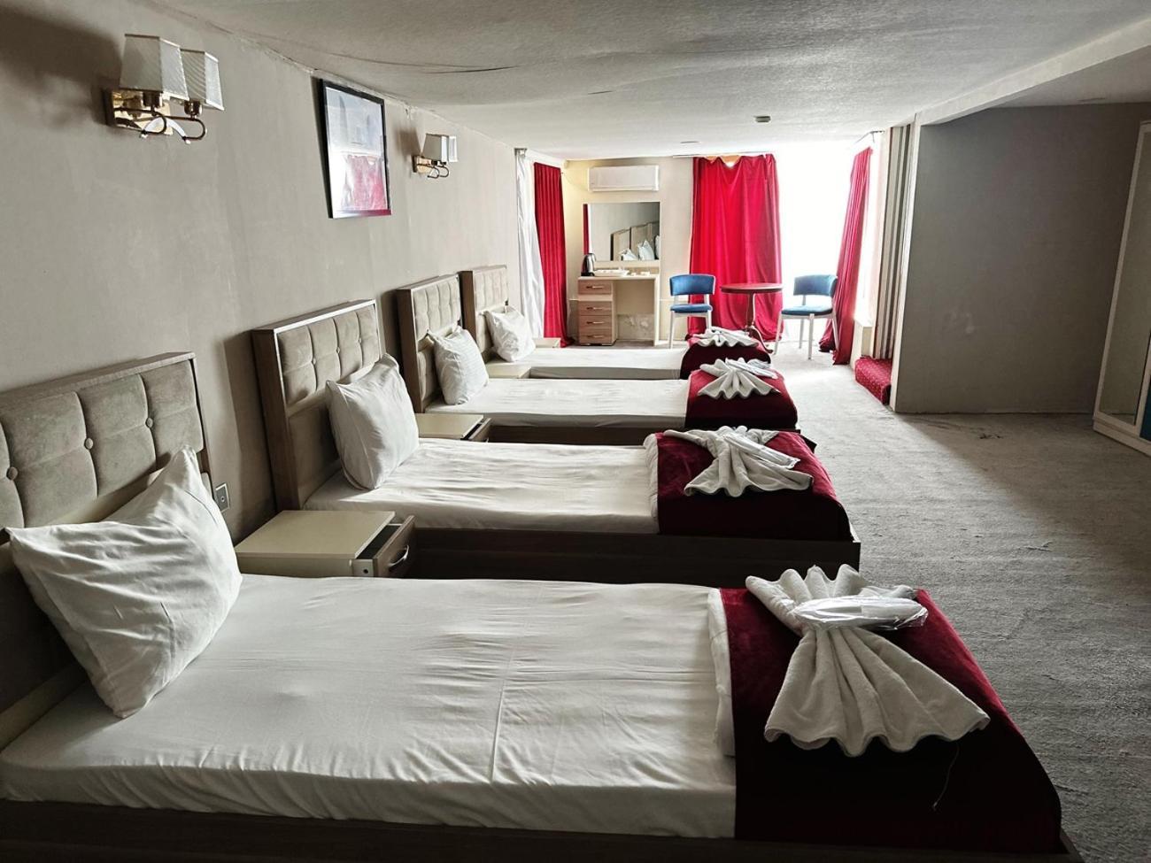 Avi Hotel Баку Екстериор снимка