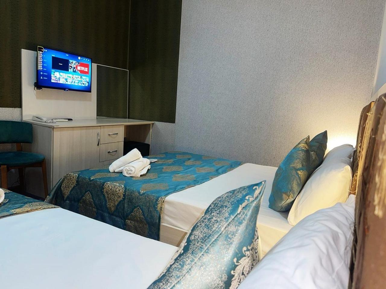 Avi Hotel Баку Екстериор снимка