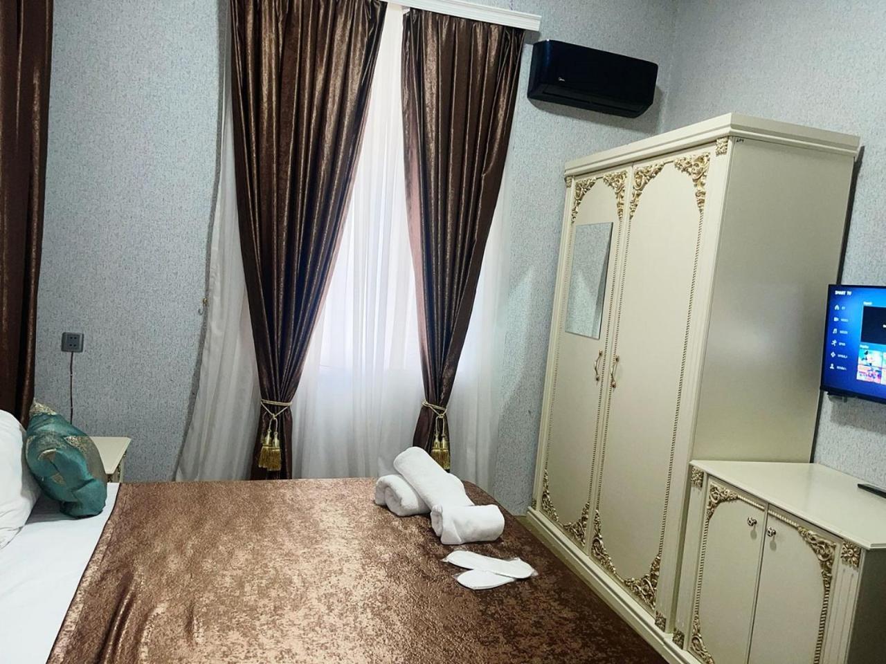 Avi Hotel Баку Екстериор снимка